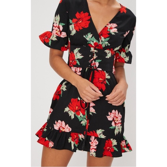 PrettyLittleThing Dresses & Skirts - Black Corset Floral Swing Dress